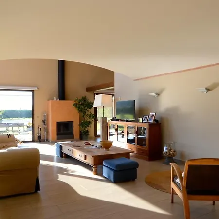 Esclanya Villa *